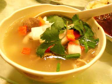 夏季口干舌燥 蔬菜做汤是最佳减肥食谱的选材