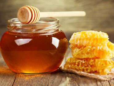 对于使用蜂蜜减肥的人需要远离哪些误区？